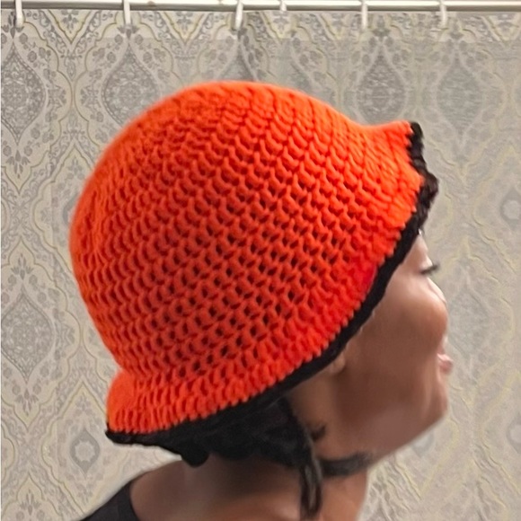 “Orange Soda” Crochet bucket hat - Picture 3 of 4